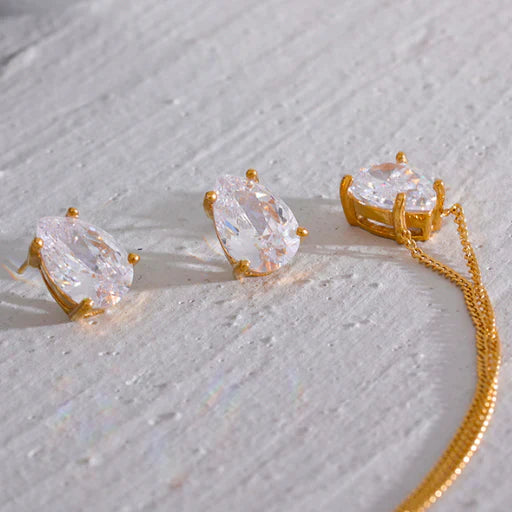 Necklace and Earrings Set Point of Light