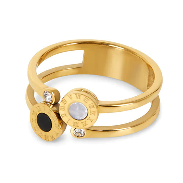 **Rome Ring with Onyx and Zirconia**